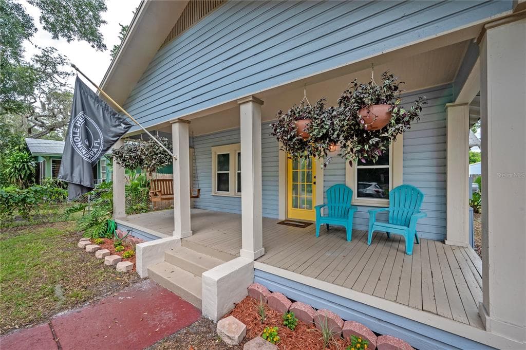 1214 E NEW ORLEANS AVENUE TAMPA, FL 33603