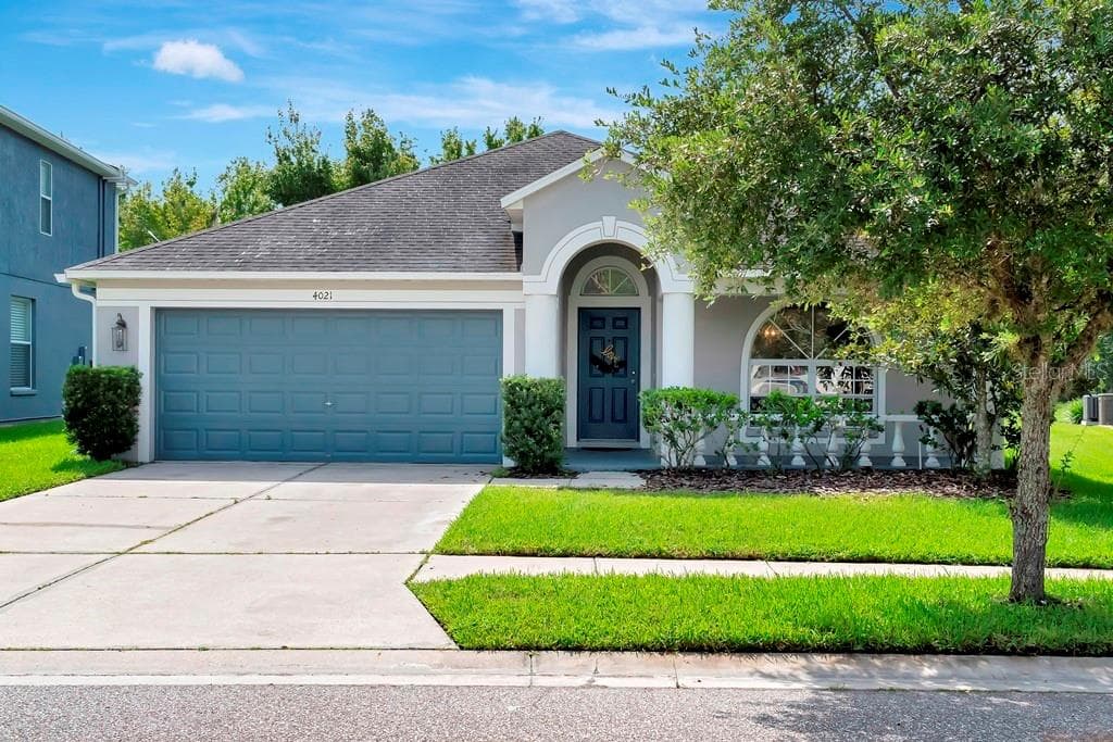 4021 WATERVILLE AVENUE WESLEY CHAPEL, FL 33543