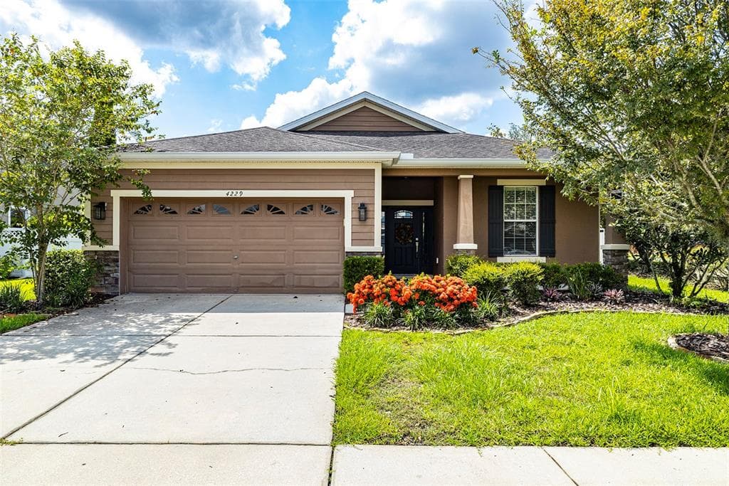 4229 GRANITE GLEN LOOP WESLEY CHAPEL, FL 33544