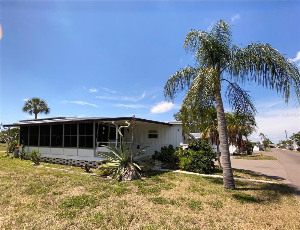 6720 MOUNT PLEASANT ROAD NE UNIT 63 ST PETERSBURG, FL 33702