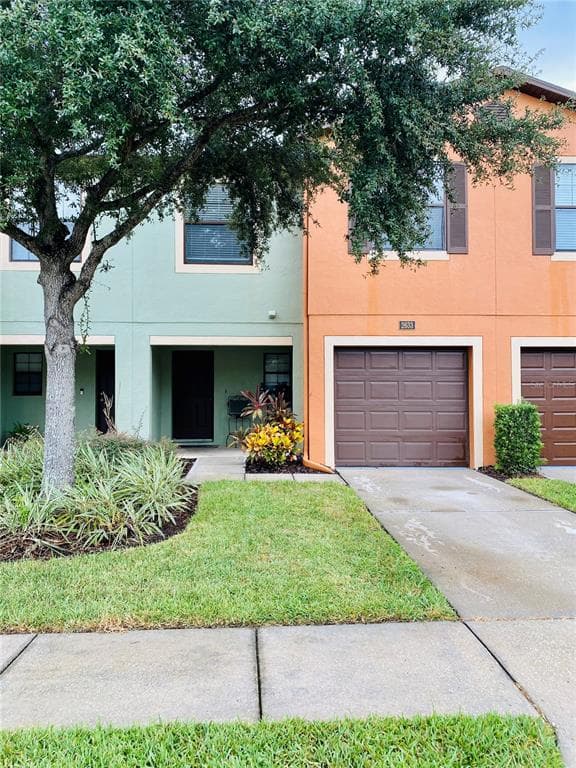 2633 EDGEWATER FALLS DRIVE BRANDON, FL 33511