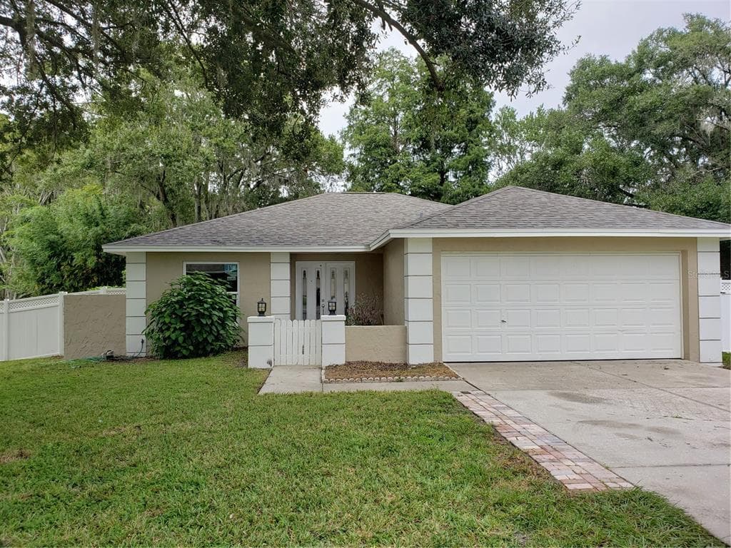 3944 PARKWAY BOULEVARD LAND O LAKES, FL 34639