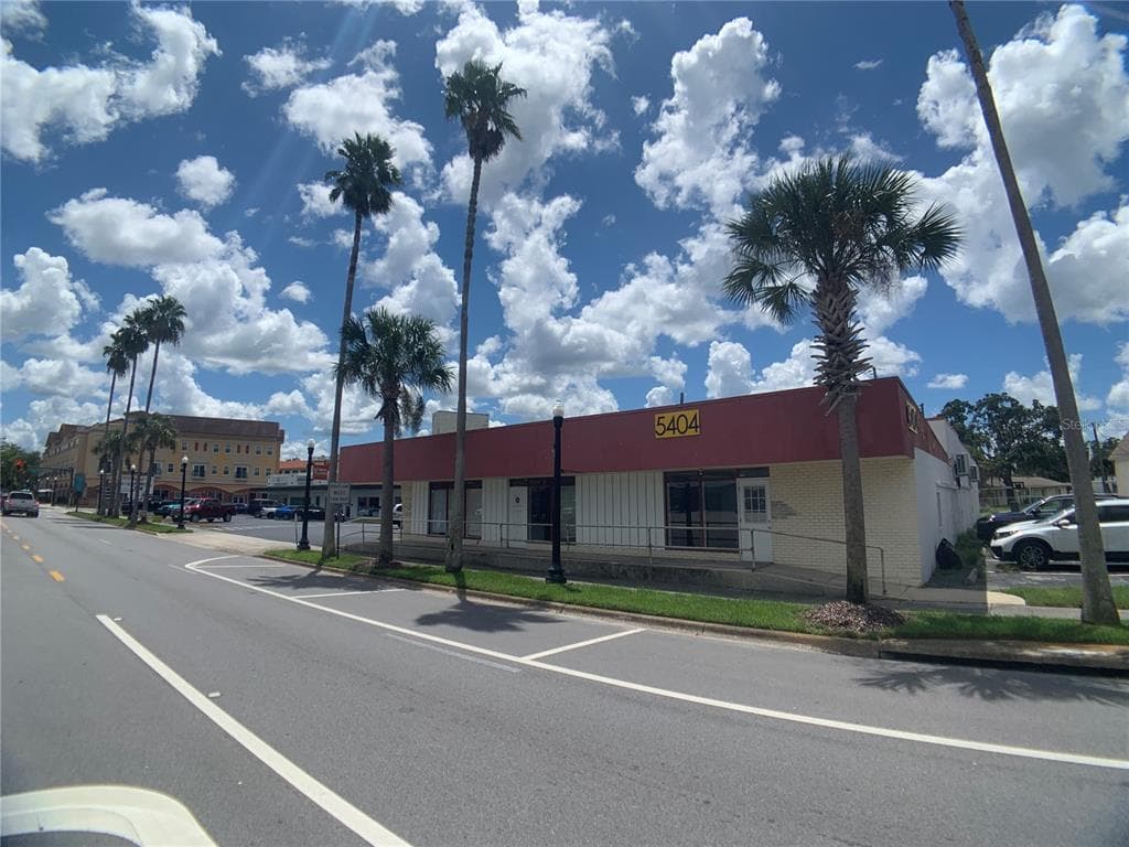5404 MAIN STREET NEW PORT RICHEY, FL 34652