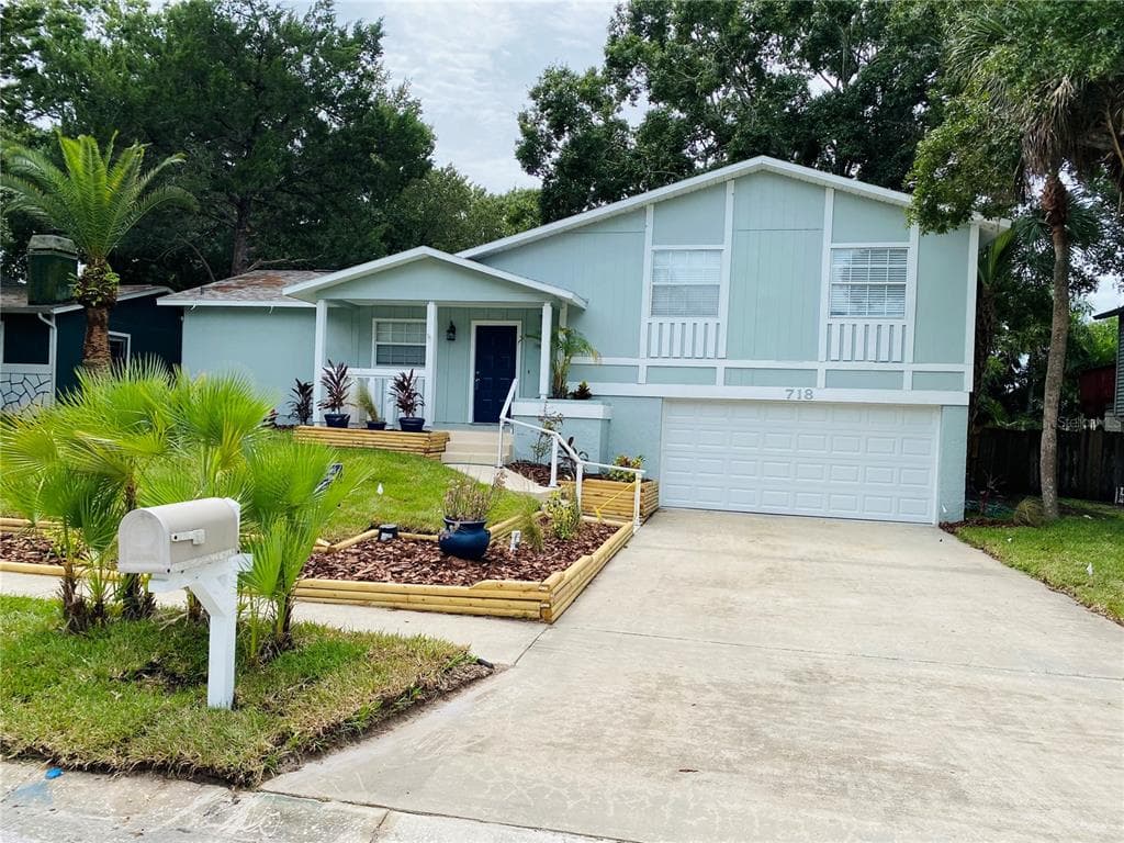 718 CRIMSON KING TRACE TARPON SPRINGS, FL 34689