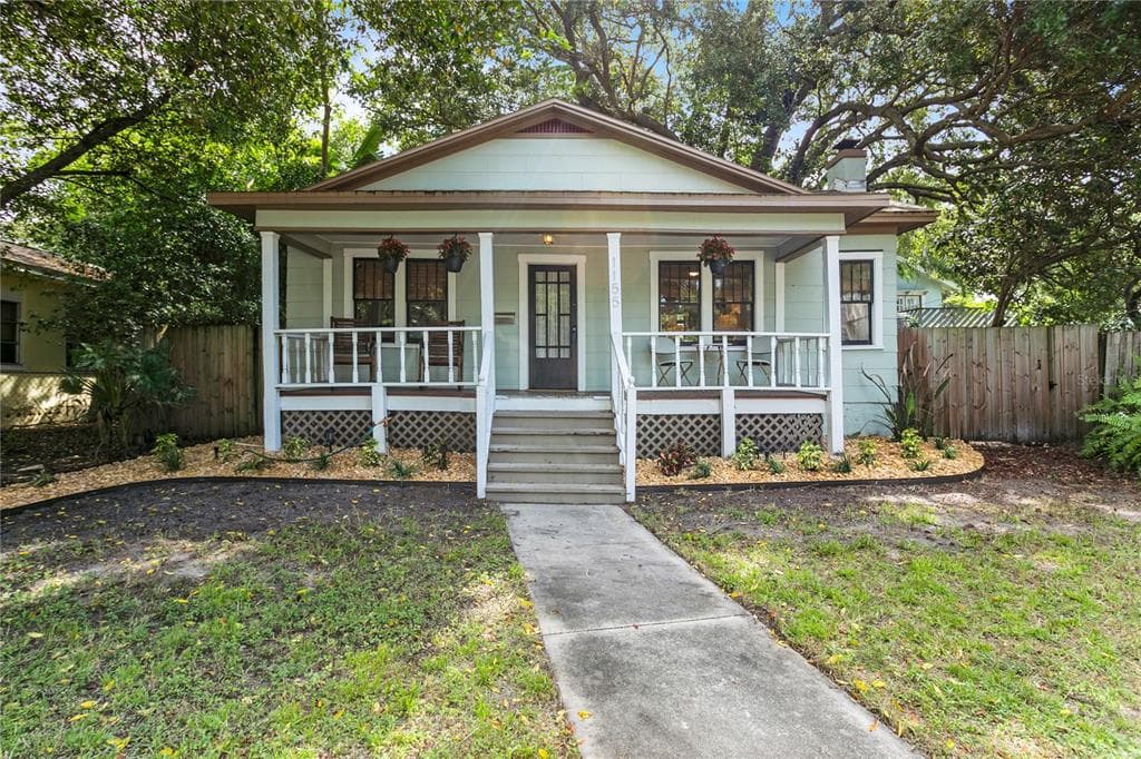 1155 CRESCENT LAKE DRIVE ST PETERSBURG, FL 33701