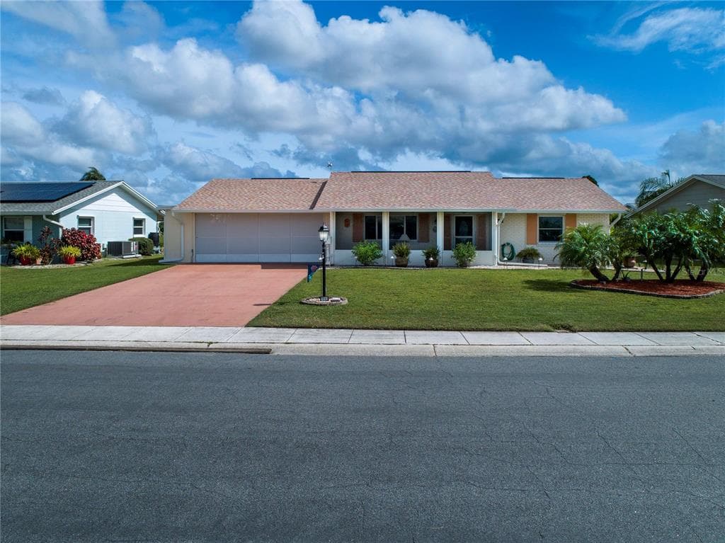 1519 ALLEGHENY DRIVE SUN CITY CENTER, FL 33573