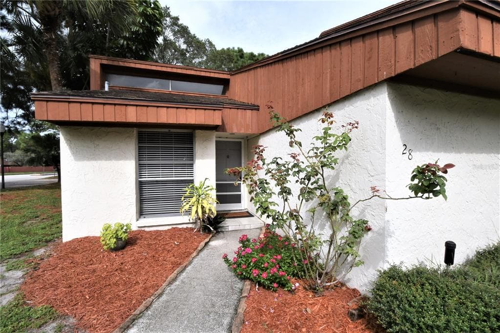 2056 SUNSET POINT ROAD UNIT 28 CLEARWATER, FL 33765