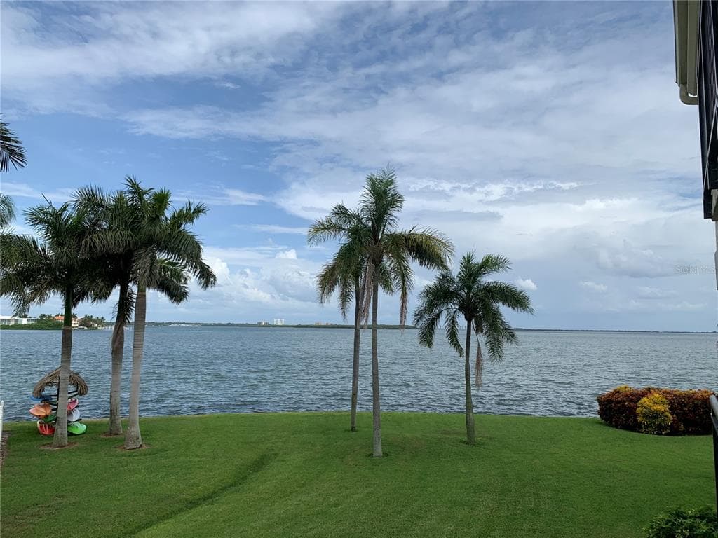 6372 PALMA DEL MAR BOULEVARD S UNIT 203 ST PETERSBURG, FL 33715