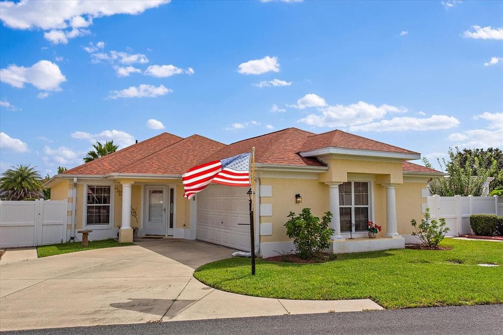 1001 MI TIERRA WAY THE VILLAGES, FL 32159