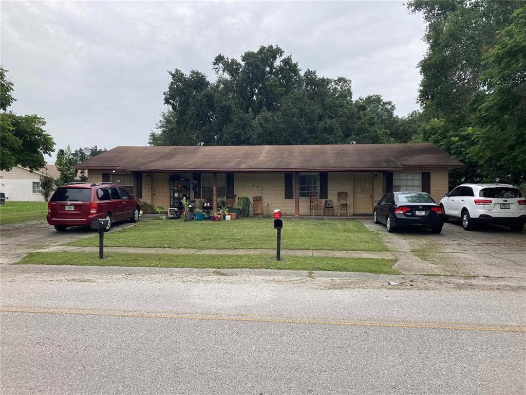 102 25TH STREET SW WINTER HAVEN, FL 33880