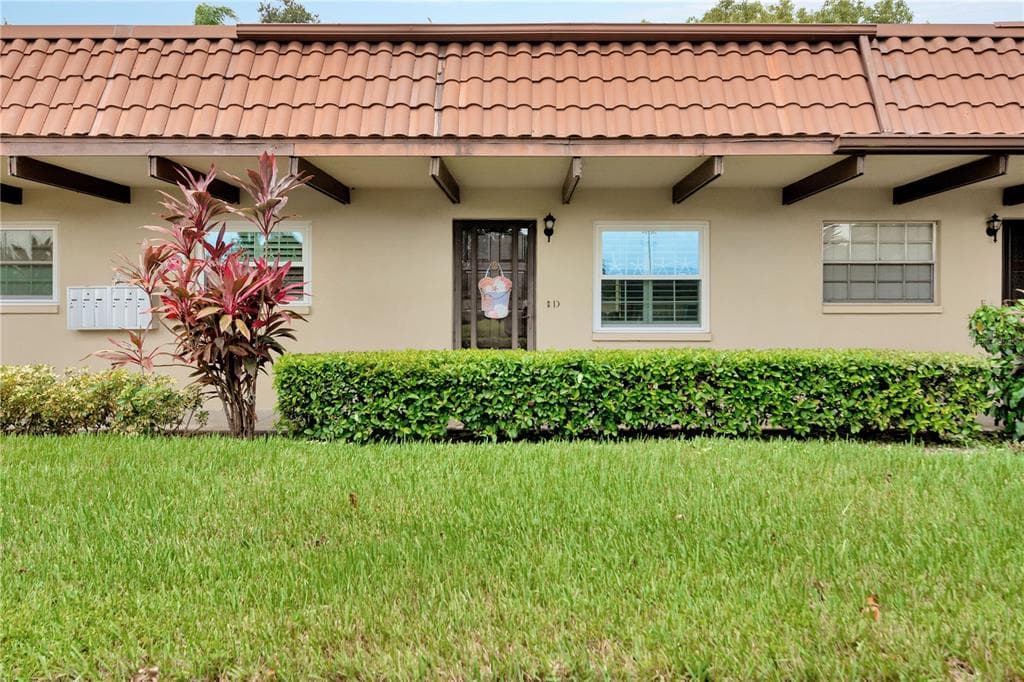1701 PINEHURST ROAD UNIT 33D DUNEDIN, FL 34698