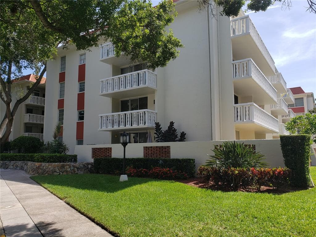 2650 PEARCE DRIVE UNIT 203 CLEARWATER, FL 33764