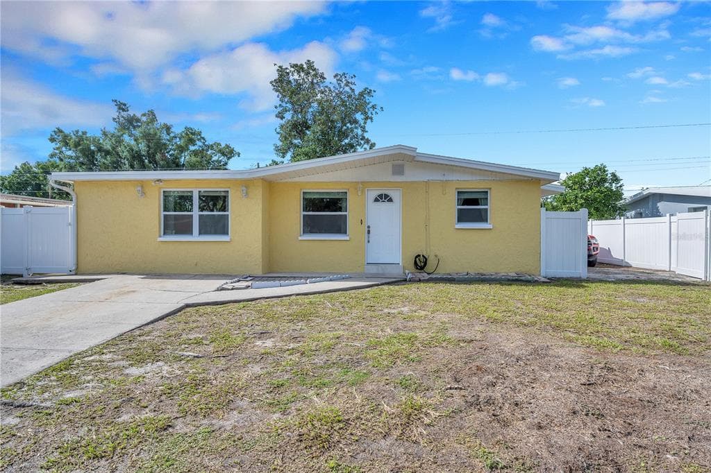 4540 W KNOX STREET TAMPA, FL 33614
