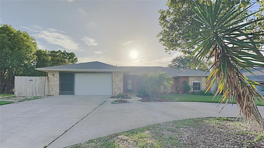 2036 E ATMORE CIRCLE DELTONA, FL 32725