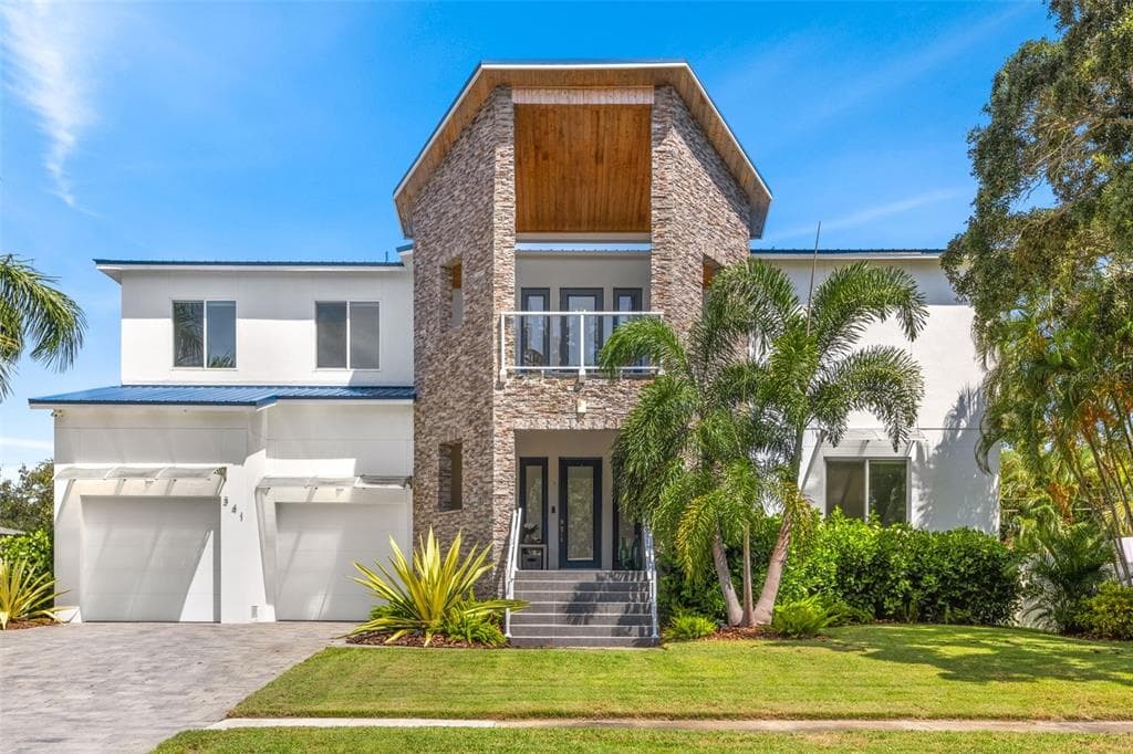 341 BELLEAIR DRIVE NE