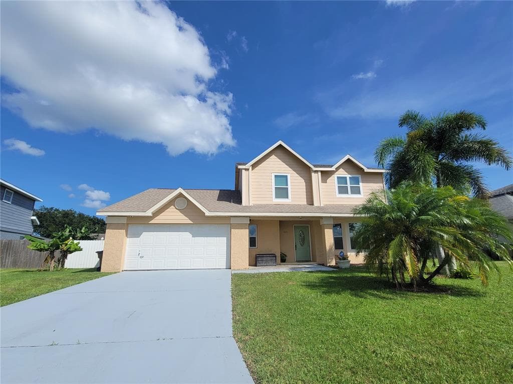 223 SATINWOOD CIRCLE KISSIMMEE, FL 34743