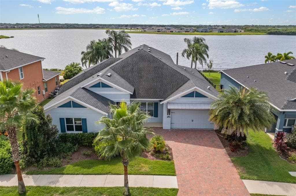 11323 LAKE LUCAYA DRIVE RIVERVIEW, FL 33579