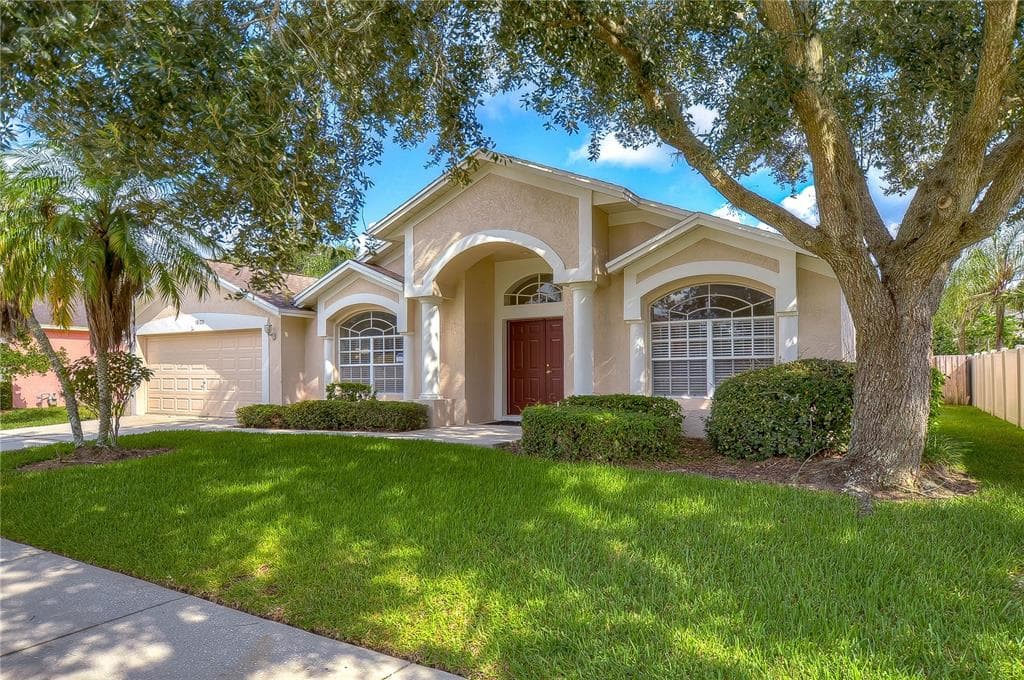 18103 SWEET JASMINE DRIVE TAMPA, FL 33647