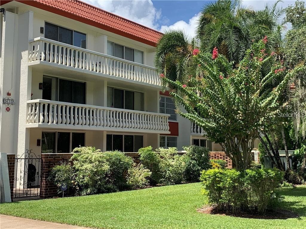2635 SEVILLE BOULEVARD UNIT 102 CLEARWATER, FL 33764