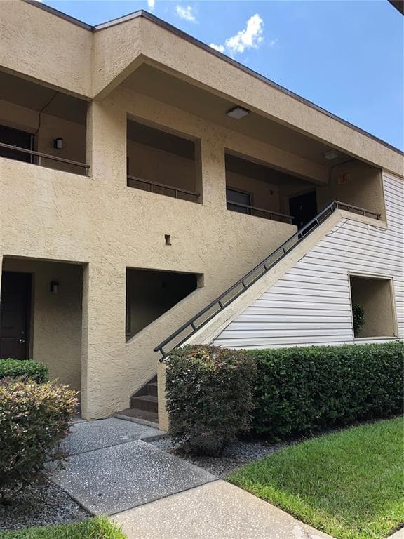 7854 NIAGARA AVENUE UNIT 604 TAMPA, FL 33617
