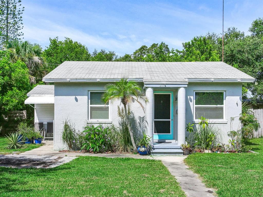2115 45TH STREET S ST PETERSBURG, FL 33711