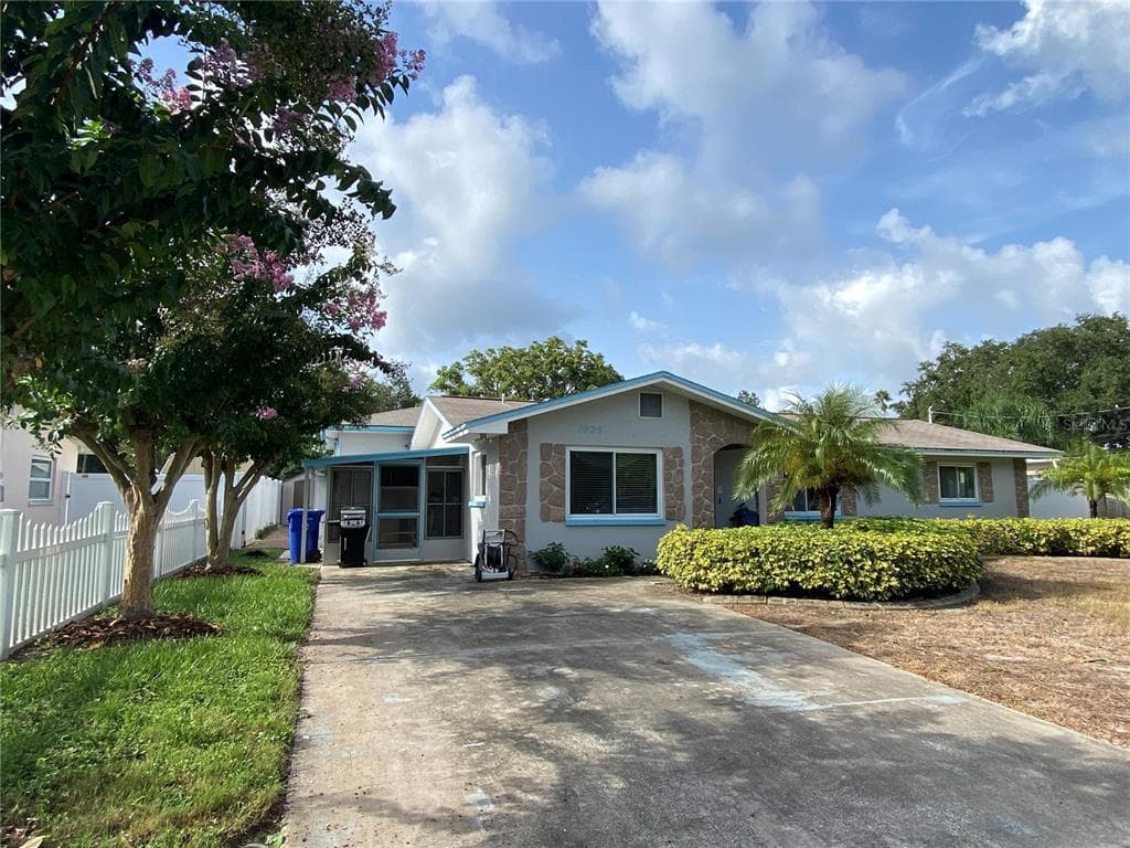 1025 JACKMAR ROAD