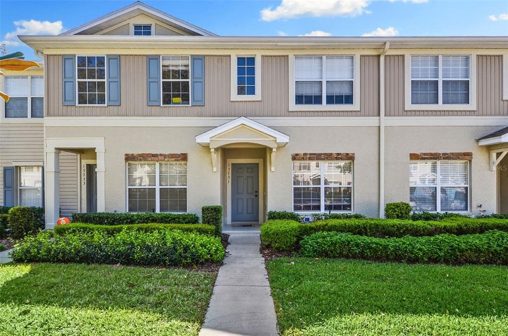 15731 FISHHAWK FALLS DRIVE LITHIA, FL 33547