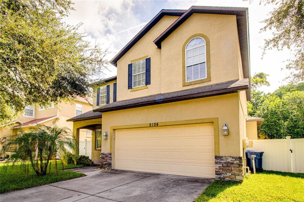 5104 S STERLING AVENUE TAMPA, FL 33611