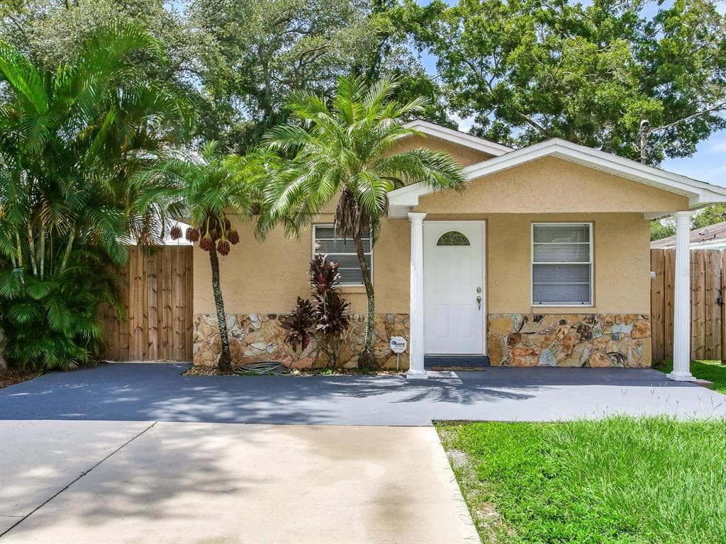 6722 DONALD AVENUE TAMPA, FL 33614