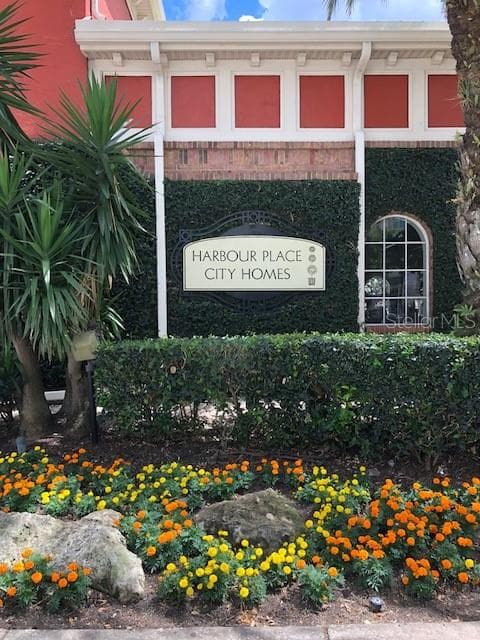 501 KNIGHTS RUN AVENUE UNIT 1130 TAMPA, FL 33602