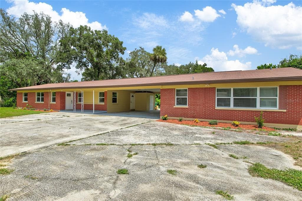 10107 N ASTER AVENUE TAMPA, FL 33612