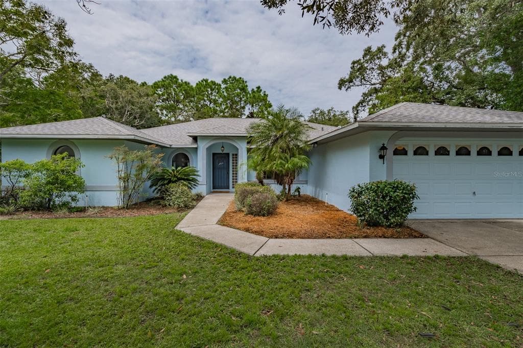 2079 COACHMAN ROAD SPRING HILL, FL 34608