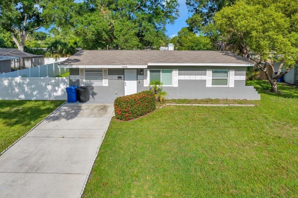 5998 12TH WAY N ST PETERSBURG, FL 33703