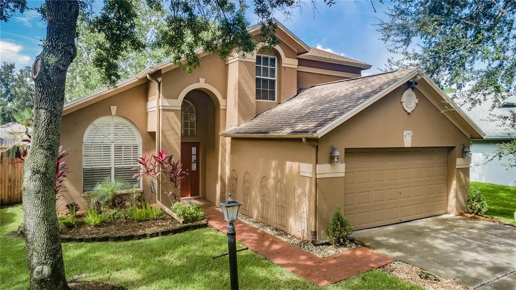 10429 SPRINGROSE DRIVE TAMPA, FL 33626