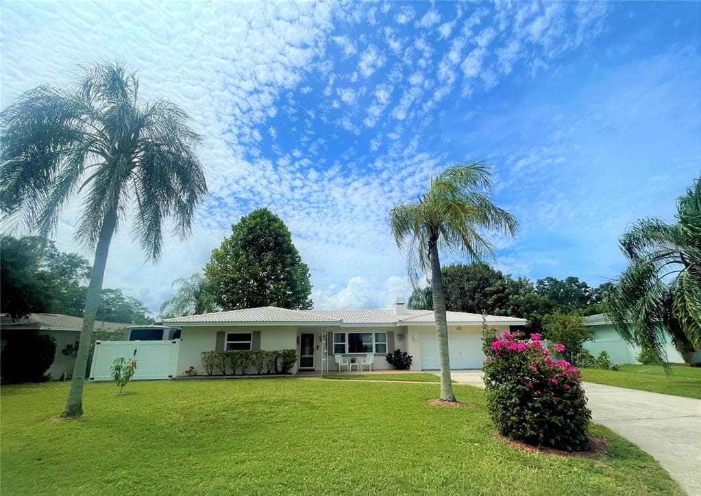 2029 JEFFORDS STREET CLEARWATER, FL 33764