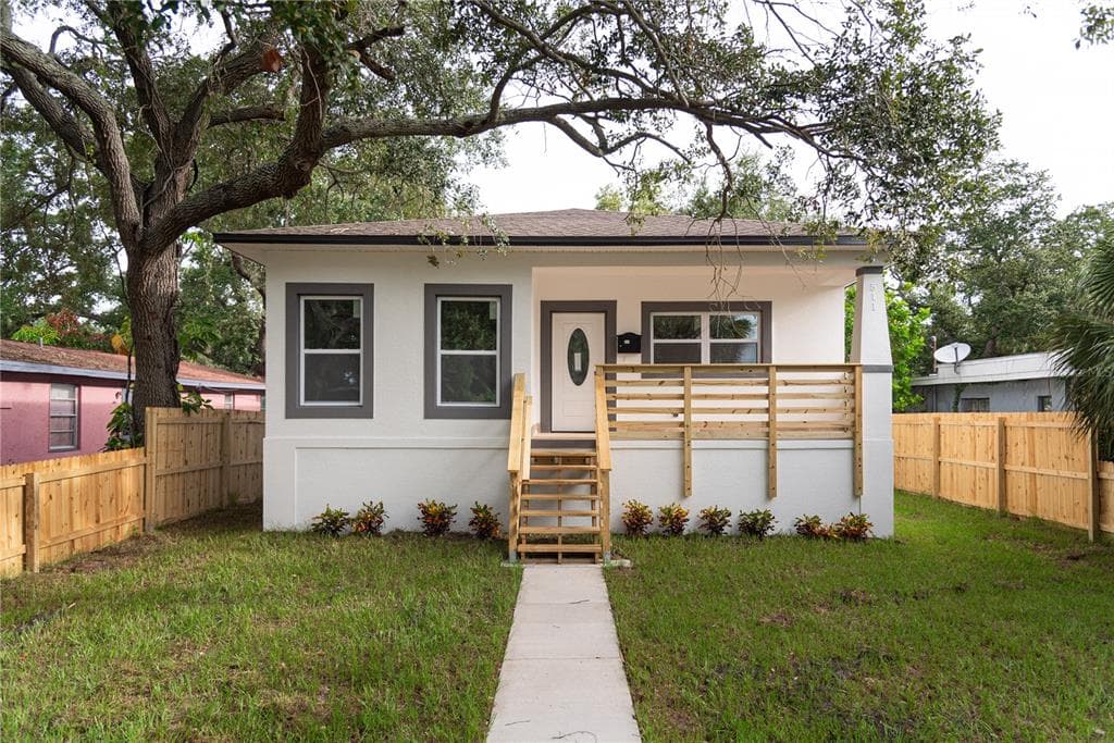 511 16TH AVENUE S ST PETERSBURG, FL 33701