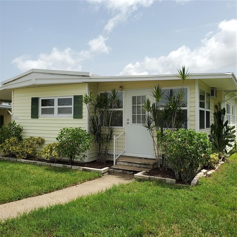 1100 BELCHER ROAD S UNIT 213 LARGO, FL 33771