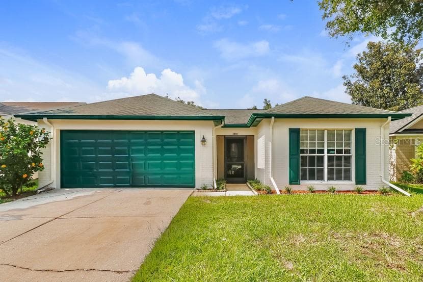 1014 BLOOM HILL AVENUE VALRICO, FL 33596