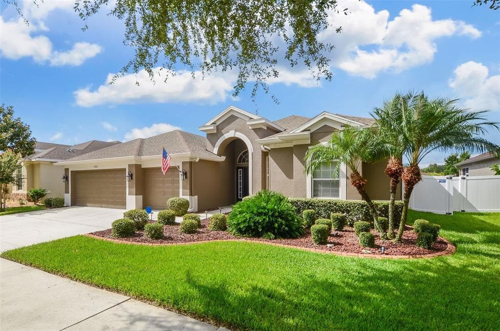 10820 ROCKLEDGE VIEW DRIVE RIVERVIEW, FL 33579