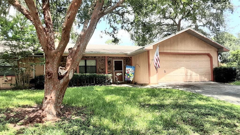1309 COVE PLACE TAVARES, FL 32778