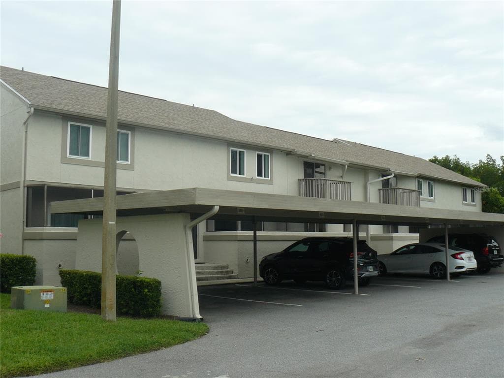 805 BOUGH AVENUE UNIT 805 CLEARWATER, FL 33760
