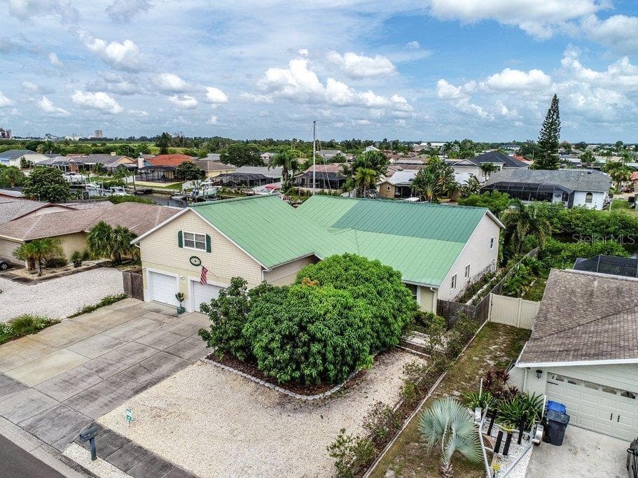 6513 BIMINI COURT APOLLO BEACH, FL 33572