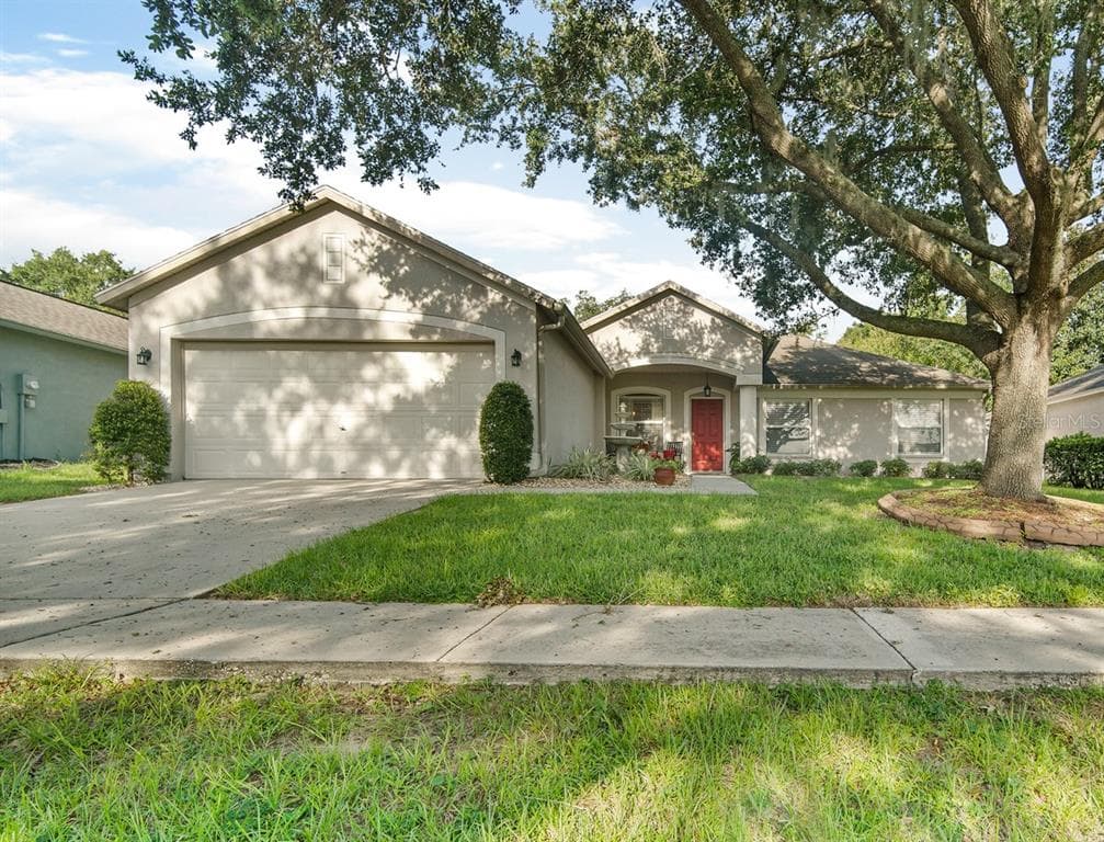 816 AMETHYST WAY VALRICO, FL 33594
