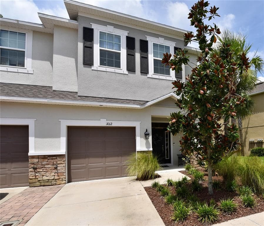 1012 VINEYARD LANE OLDSMAR, FL 34677