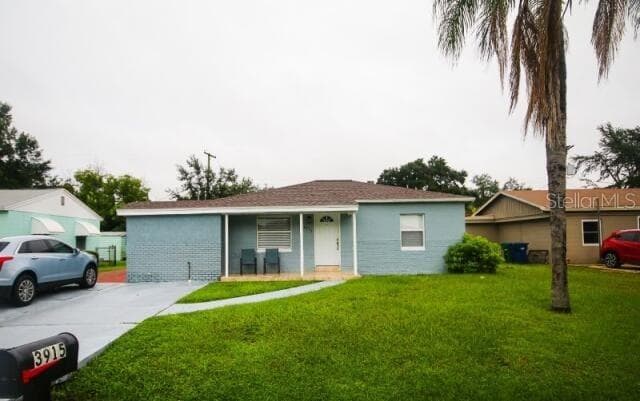 3915 W WALNUT STREET TAMPA, FL 33607