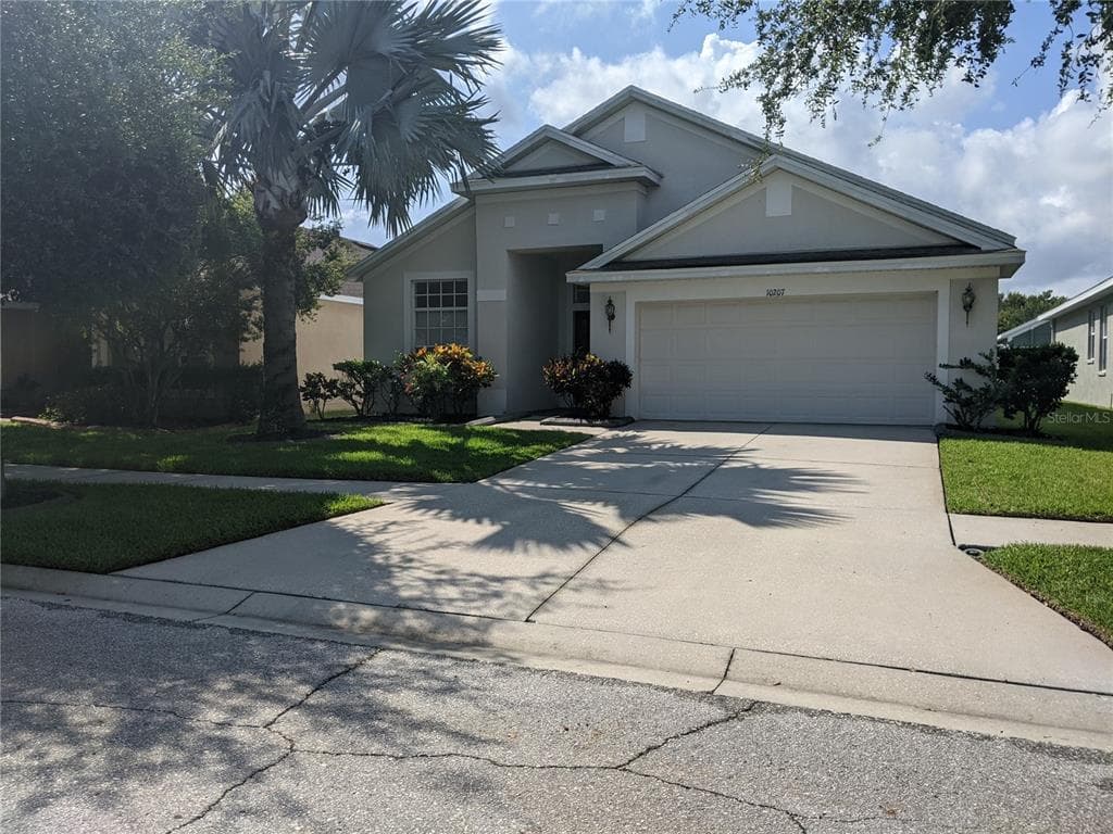 10207 TAPESTRY KEY COURT
