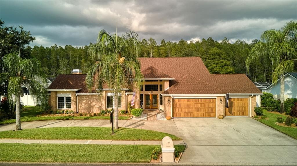 6502 THOROUGHBRED LOOP ODESSA, FL 33556