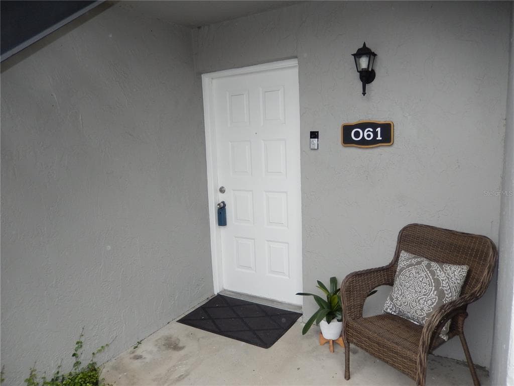 4509 S OAK DRIVE UNIT O61 TAMPA, FL 33611