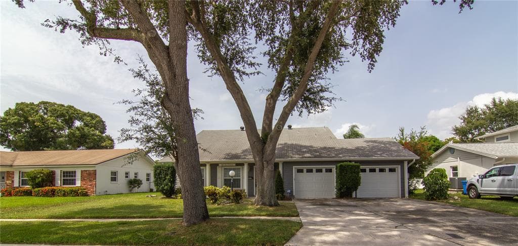 8417 FLAGSTONE DRIVE