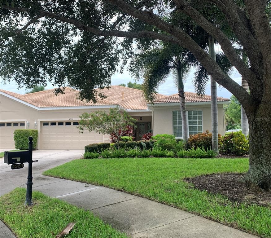 4320 KARIBA LAKE TERRACE SARASOTA, FL 34243